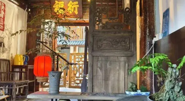 Enjoying the Flowing Years Homestay in Langzhong, Prenota Hotel Langzhong Sichuan