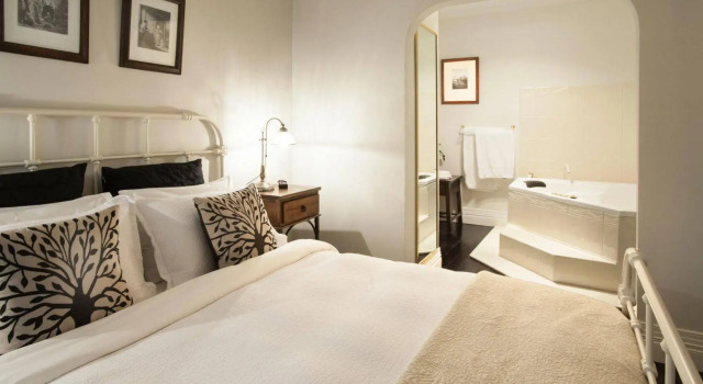 Moulton Park Cottages, Rezerwuj Hotel Hotele w Dandenong Ranges z parkingiem, Parking