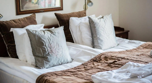 Margretetorps Gästgifvaregård, Book Hotel  