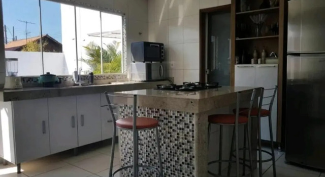Коттедж Casa em Cabo Frio com piscina privativa, até 10 pessoas