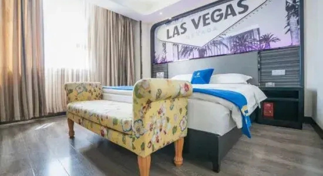 Люкс Super 8 Select Hotel