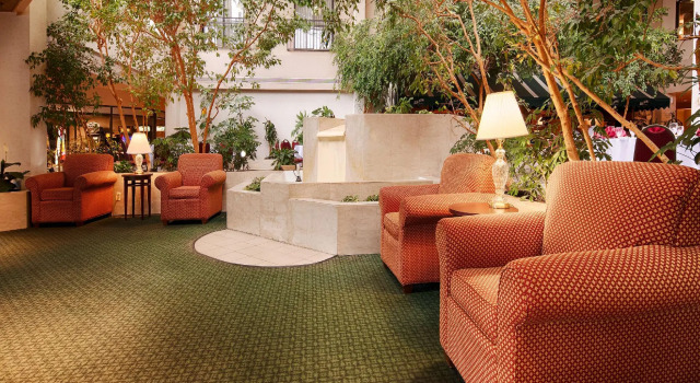 Best Western Royal Plaza Hotel and Trade Center, Buchen Sie Hotel Hotels in New England mit Frühstück, Frühstück
