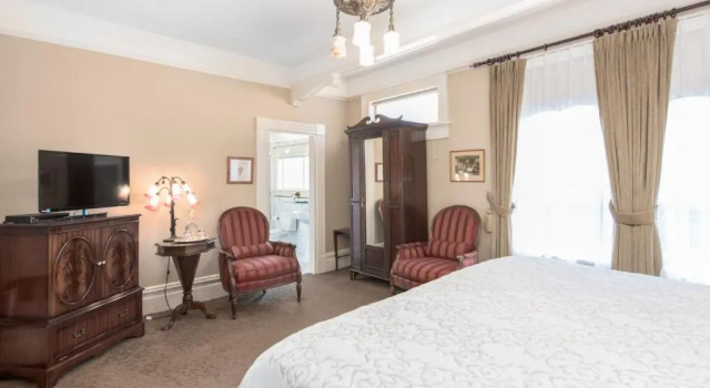 Номер Standard Цокольный этаж O Canada House Bed & Breakfast