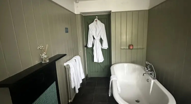 Junior Suite Woolpack Inn