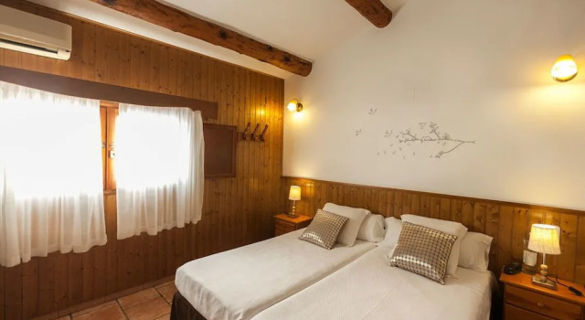 Четырёхместный номер Standard Delta Hotel
