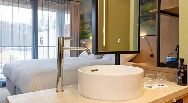 Номер Standard с балконом Fletcher Hotel-Restaurant Marknesse