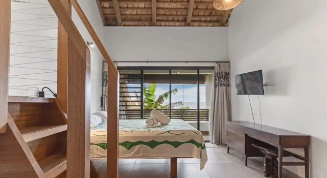 Shoreline Haven 1BR Bungalow by the Sea in Moorea, Prenota Appartamento Moorea Polinesia francese