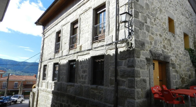 Casa Rural de Gredos, จอง โรงแรม บียาเรโค เดล วัลเล Sierra de Gredos