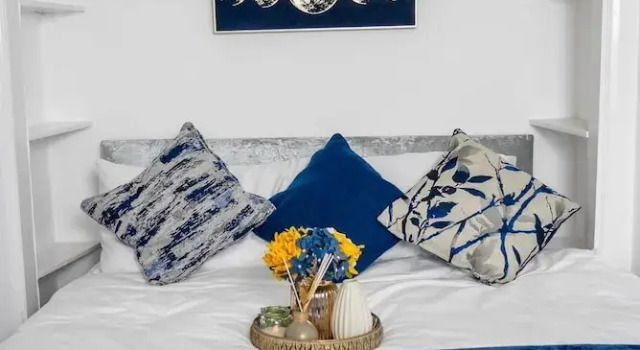 Stylish 4 Bed Apartment- Private Garden & Sleeps 8, Забронировать Апартаменты/квартира Стоктон-он-Тис Тиссайд