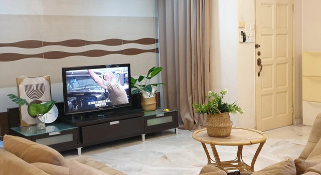Airport Garden Stay #corner hoise 5 rooms #free wifi #parking #tv chanel, Забронировать Отель Шах-Алам Селангор