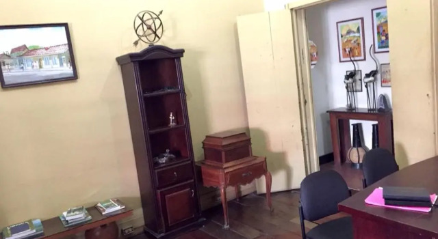 Casa Manzu Hostel, Забронировать Хостел Отели Либерии с парковкой, Парковка