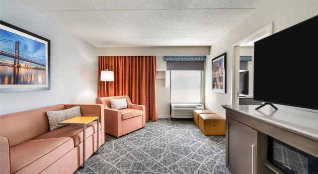 Люкс Hampton Inn Plymouth Meeting