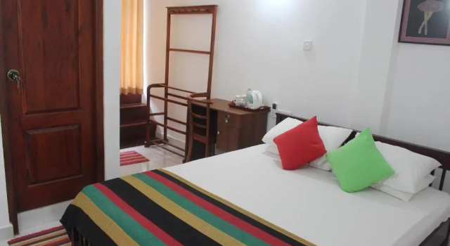 Двухместный номер Deluxe с балконом и с красивым видом из окна Alex Home Stay
