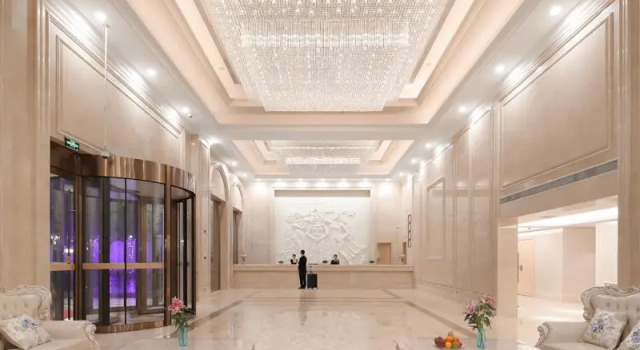 Vienna Hotel Shanghai Hongqiao Hub National Exhibition Center Huqingping Road, Varaa Hotelli Hongqiao Shanghai