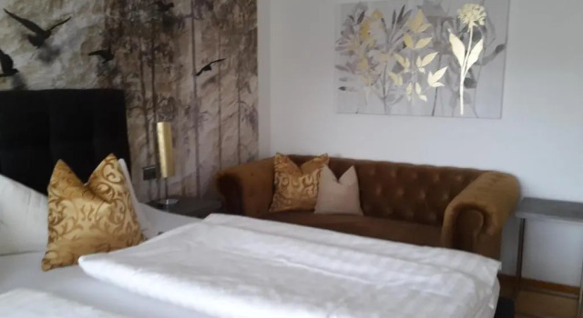 Двухместный номер Standard с балконом Hotel Garni