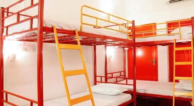 Redlollipop Hostel, Book Hostel / Vandrerhjem Hostels i Tamil Nadu, Hostel / Vandrerhjem