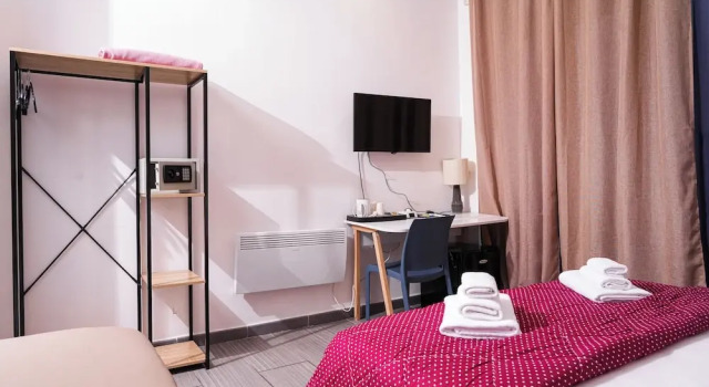 Трёхместный номер Standard с видом на город B&B Paradise