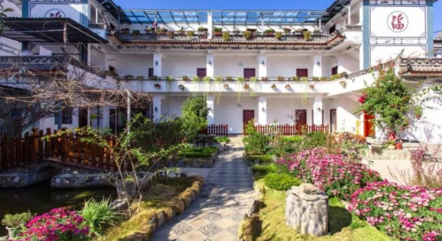 Dali Linghai Xiangyue Inn, Buchen Sie Hotel Dali Yunnan