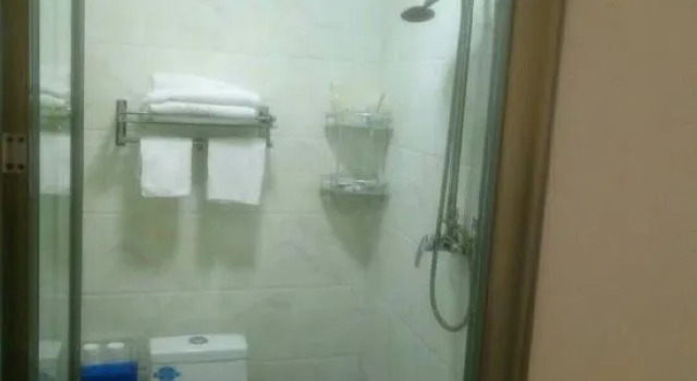 Wenhui Inn, Prenota Hotel Hotel a Shandong con parcheggio, Parcheggio