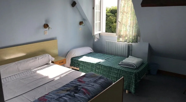 Mazmoura, Rezerwuj Hotel  