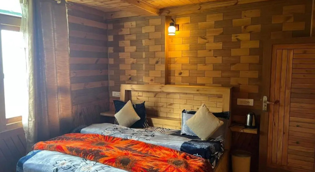 Pahadi House, Забронировать Отель Отели штата Химачал-Прадеш 3 звезды, 3*