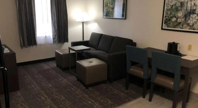 Люкс Hawthorn Suites by Wyndham Franklin