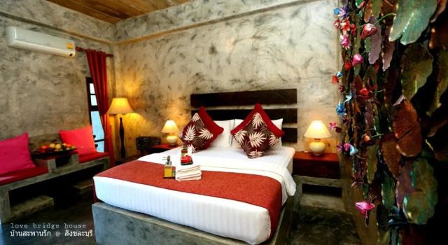 Двухместный номер Standard с видом на реку Love Bridge House บ้านสะพานรัก