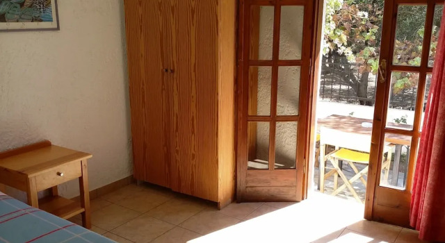 Stunning 2-bedrooms Private Cottage in Palaiochora