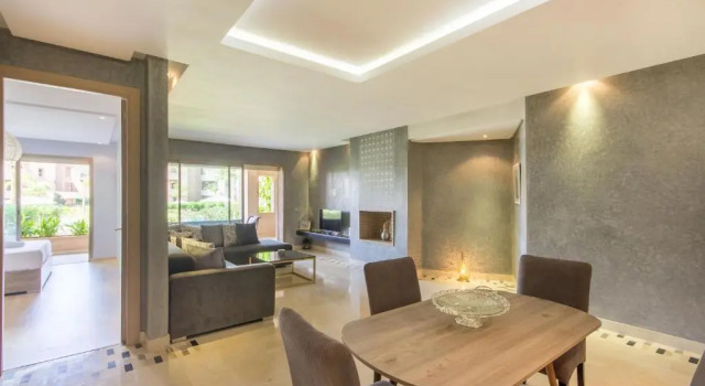 Beauté au Prestigia Topaze - WIFI & Pool, Забронировать Отель Отели Марракеш-Тенсифт-Эль-Хауз с парковкой, Парковка