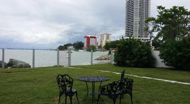 Beach Front Bungalow Tanjung Bungah, Prenota Hotel Tanjung Bungah Penang