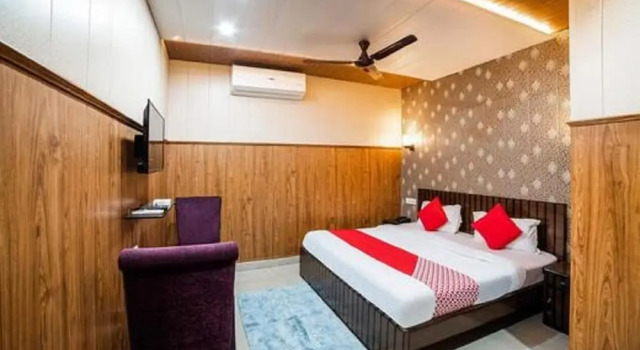 Номер Deluxe Krazy Hotel