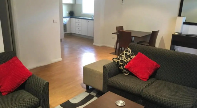 Апартаменты с 3 комнатами Encore Apartments