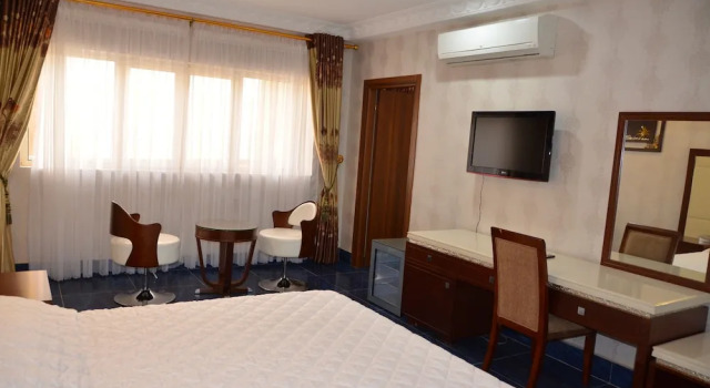 Семейный номер Standard Royal Beach Hotel