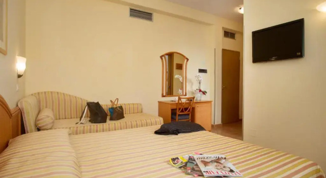 Трёхместный номер Standard Hotel Katy