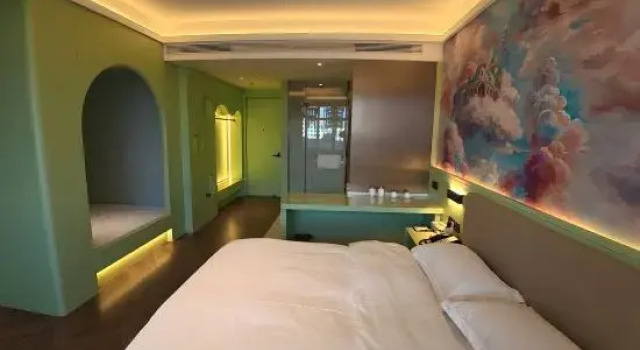 Люкс Ambassador Jiuzhou International Hotel