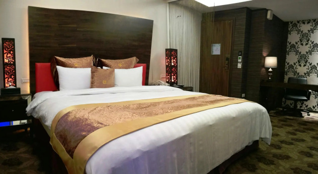 Двухместный номер Deluxe Golden Hot Spring Hotel