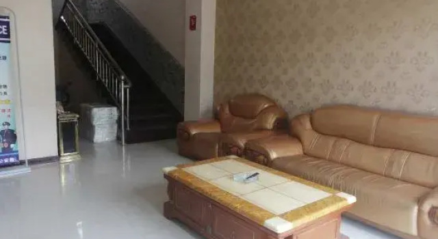 OYO Weinan Longda Business Hotel, Varaa Hotelli Longnan 