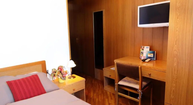 Одноместный номер Standard Hotel Wanda