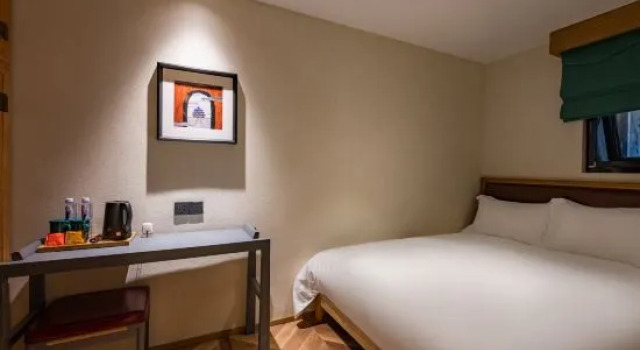 Люкс Deluxe TRUE GO Chinese Siheyuan Hotel (Beijing Wangfujing Xiehe Hospital)