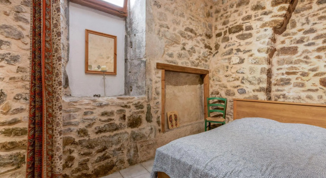 Alluring Apartment in Bize Minervois with Private Terrace, Réserver Appartement Bize-Minervois Aude