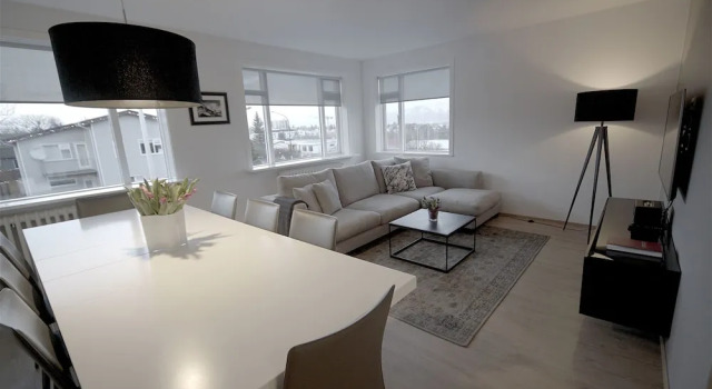 Семейные апартаменты с 5 комнатами с балконом Óm Apartments