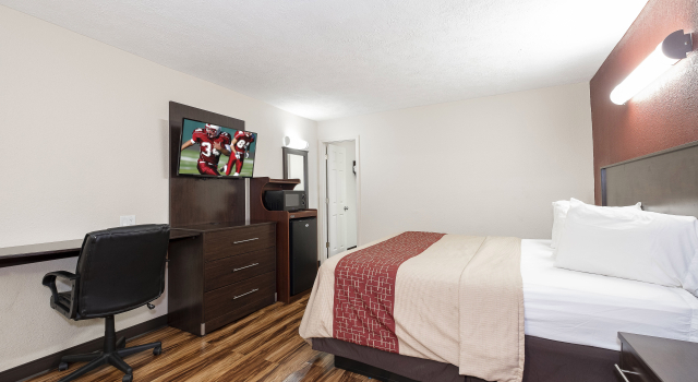 Red Roof Inn Starkville - University, Забронировать Отель Старквилл Миссисипи