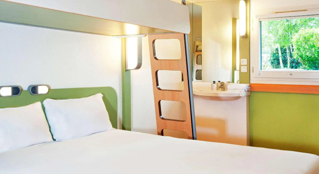 Двухместный номер Standard ibis budget Versailles - Trappes