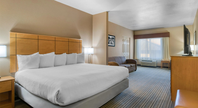 Двухместный люкс Best Western Shelby Inn & Suites