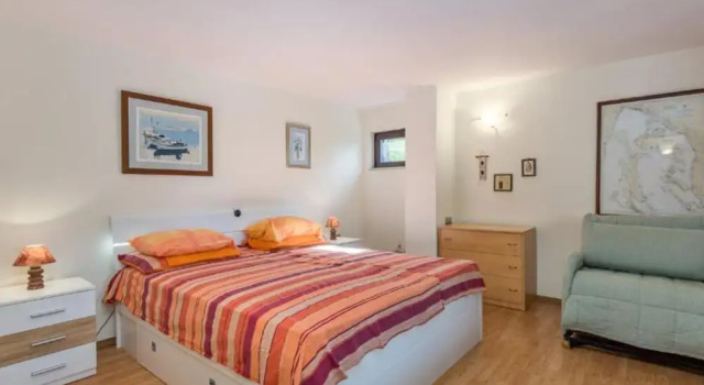 Apartments Villa Mirna, Prenota Appartamento Hotel a Isole Quarnerine con parcheggio, Parcheggio