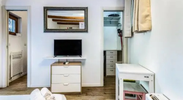 Secret Navigli Suite, Забронировать Отель Навильи Милан, рядом с Colonne di San Lorenzo