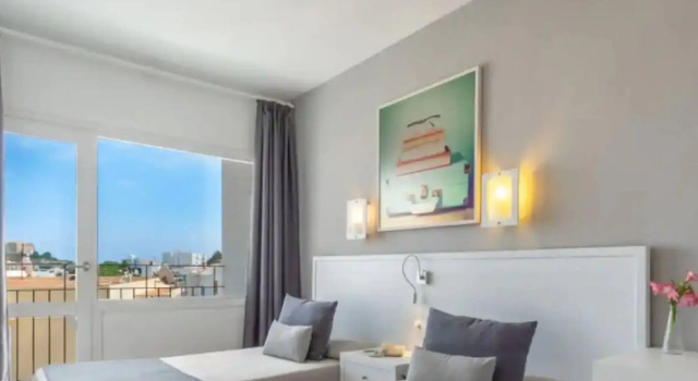 Hotel Cenit & Apts Sol y Viento, Book Hotel Ivisa 