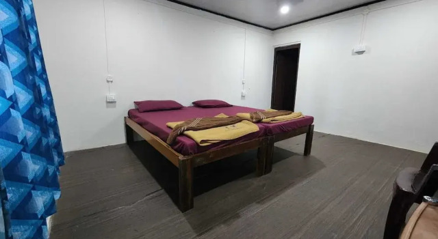 Номер Comfort White Water Resort dandeli