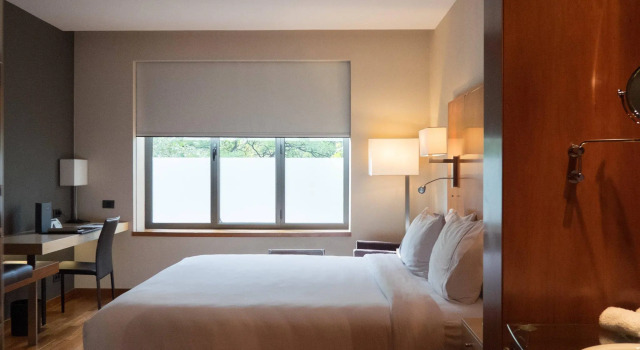 Двухместный номер Standard AC Hotel Aitana by Marriott