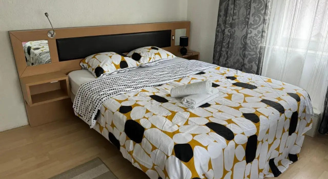 Chaleureux F2 avec entrée indépendante, Book Apartment  